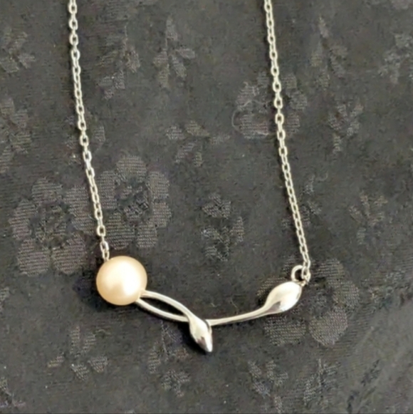 New Vantel Pearls Twisted Vine Sterling Silver Genuine Pearl 16 Inch Necklace - Picture 2 of 13